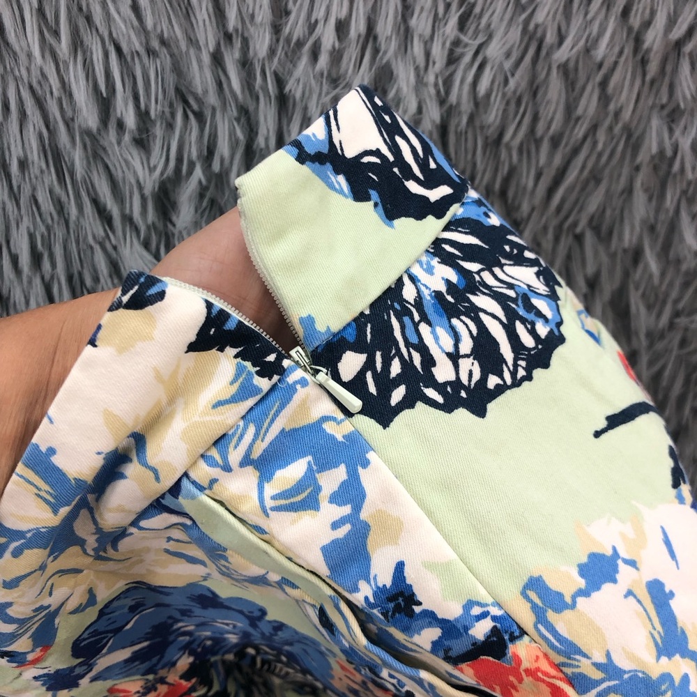 J. Crew Shorts Size 6 Mint Green Blue Chino Floral Stretch Side Zip Beach - Picture 11 of 11